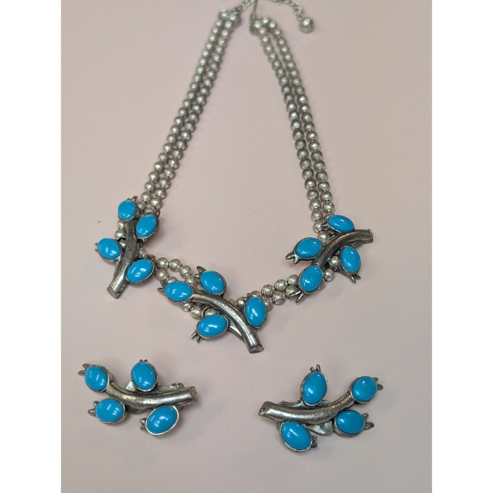 Vtg Sancrest Double Strand Beaded Faux Turquoise Native Floral Necklace Earrings
